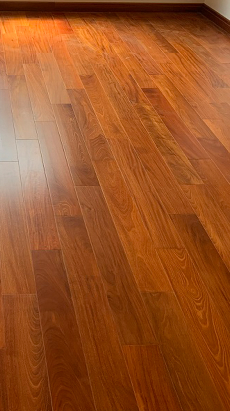 Ván Sàn Căm Xe loctienphat.net