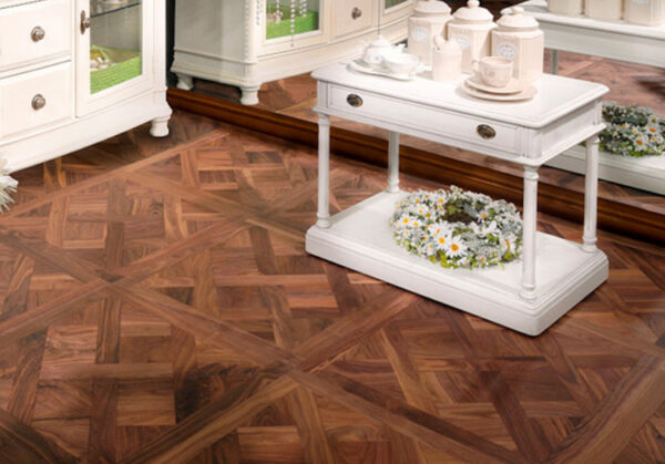 Ván Sàn Engineer Hoa Văn Căm Xe